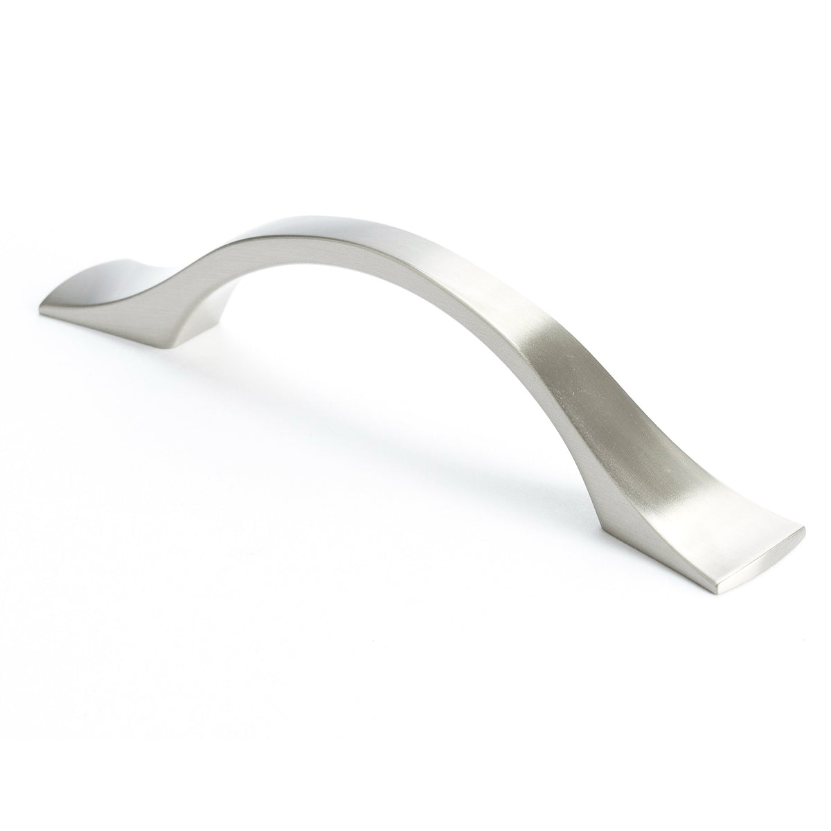 Echo 5-9/16" Pull in Brushed Nickel