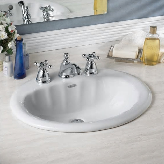 Seychelle 23-1/2" Pedestal Sink in Bone w/8" Faucet Center