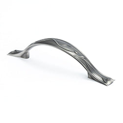 Art Nouveau 5-15/16" Pull in Vintage Nickel