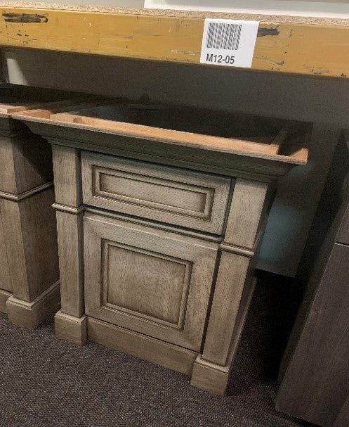 Lawson Vanity 24"x21"x34-1/2" Porch Swing Quartersawn Oak & Brushed Sepia