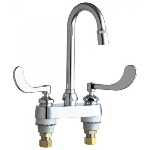 895 Series Deck Mounted Sink Faucet In Chrome