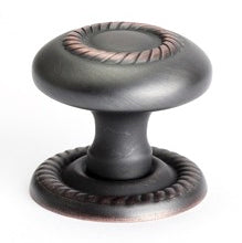 Advantage Plus 4 1-1/4" Knob in Verona Bronze