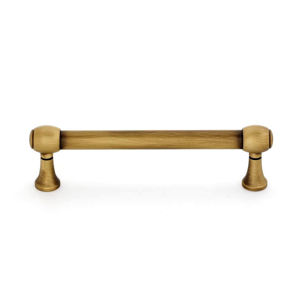 Royale 4" Pull in Antique English Matte