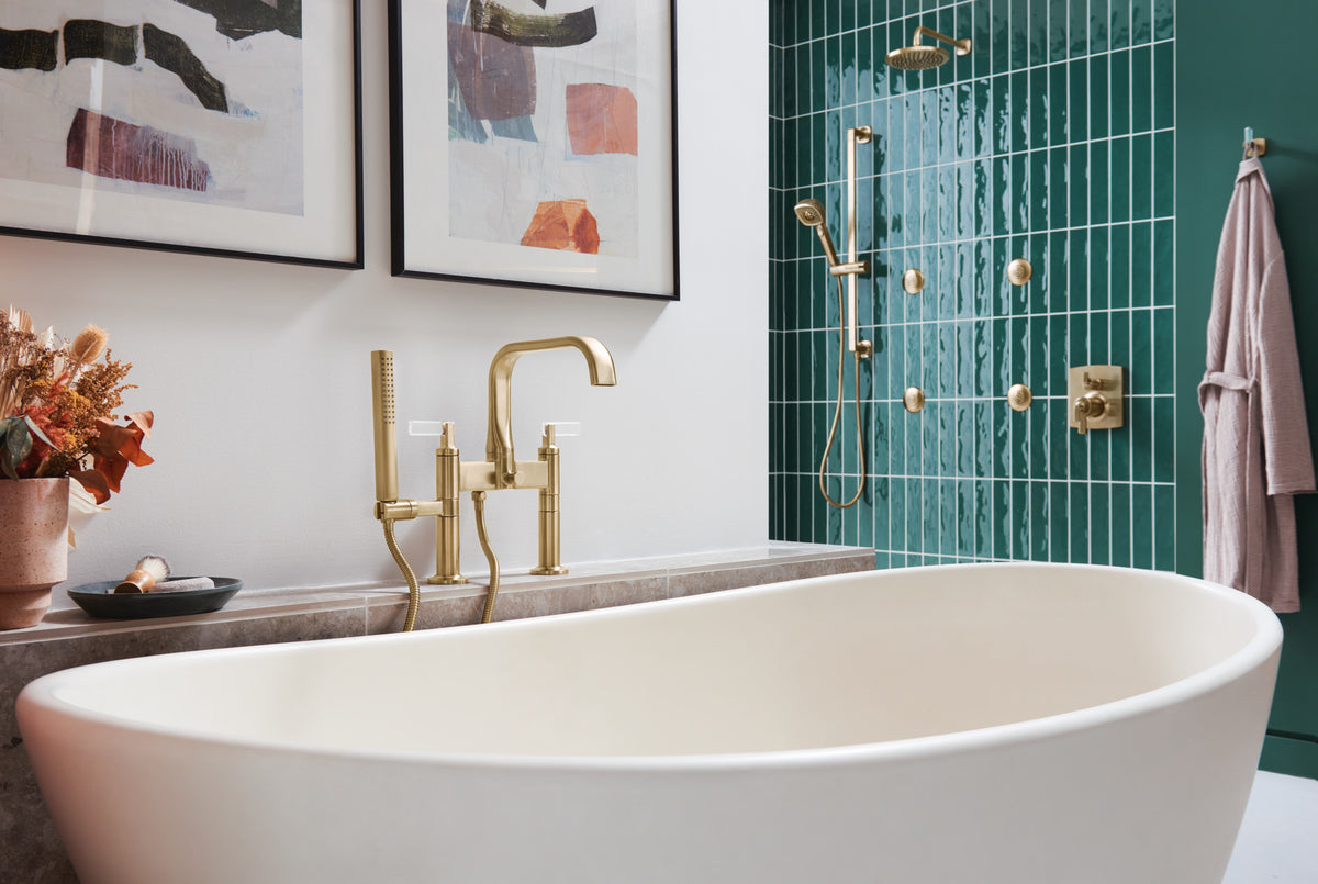 Allaria Tub Filler Trim Kit w/Lever Hdls in Luxe Gold/Clear Acrylic