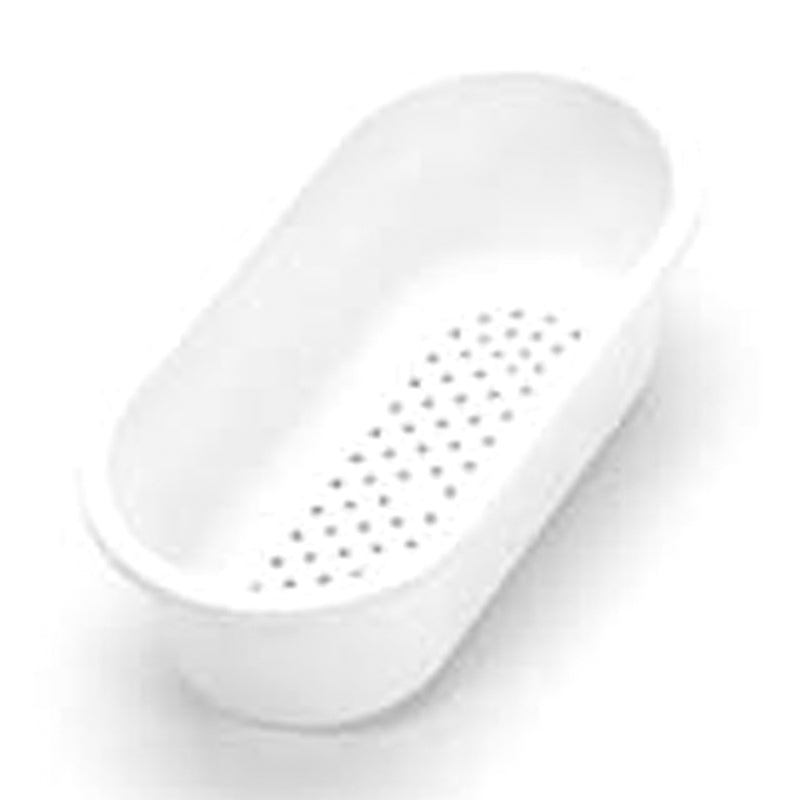 Small 16-1/2x5-1/2x3-3/4" Synthetic Colander in White